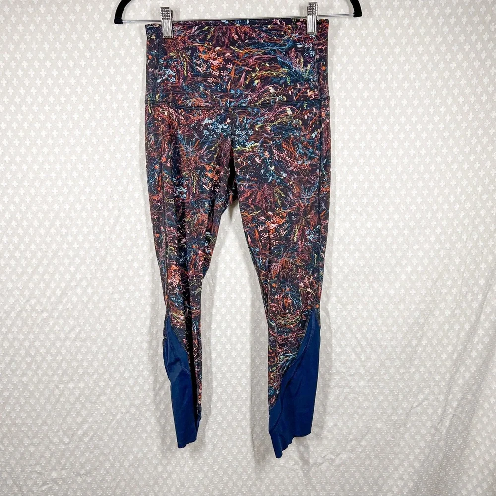 Lululemon Blue Pink Flowerscent Wunder Under‎ Crop Scallop Leggings